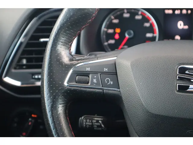 SEAT Ateca 1.5 TSI FR Business Intense 2019 Benzine 23