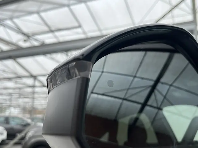 Peugeot 3008 Hybrid 136 GT 2024 Hybride Benzine 32
