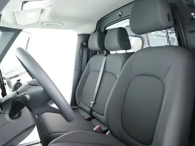 Volkswagen ID. Buzz Cargo 77 kWh 204pk 2022 Elektrisch 5
