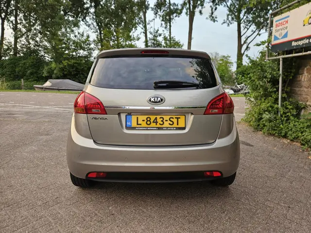 Kia Venga 1.6 CVVT DynamicLine 2016 Benzine 11