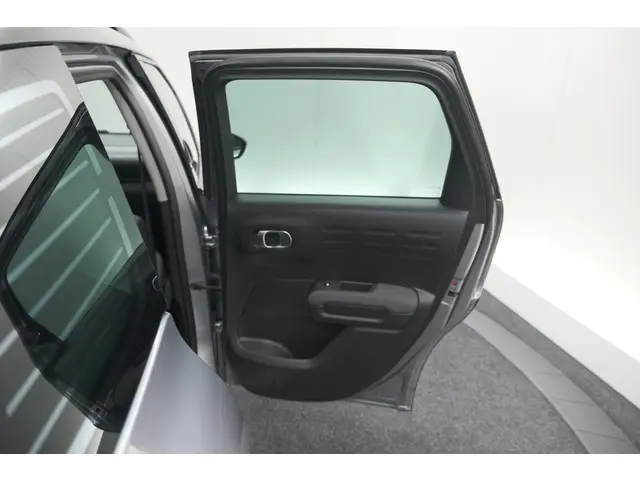 Citroën C3 Aircross PureTech 130 EAT6 Max 2024 Benzine 60
