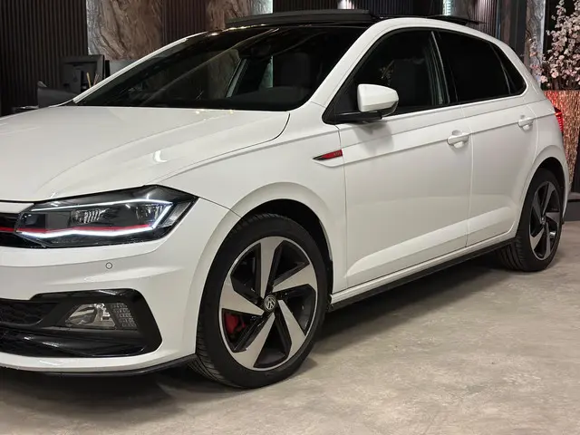 Volkswagen Polo 2.0 TSI GTI|PANORAMA|BOMVOL 2019 Benzine 5