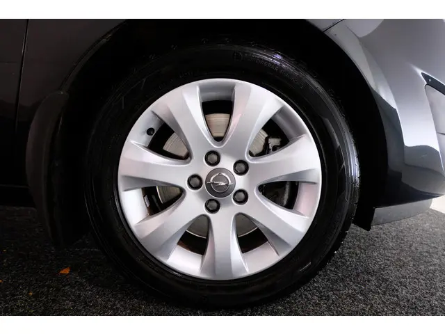 Opel Meriva 1.4 Turbo Cosmo 2013 Benzine 23