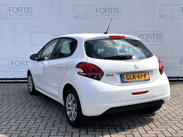 Peugeot 208 2