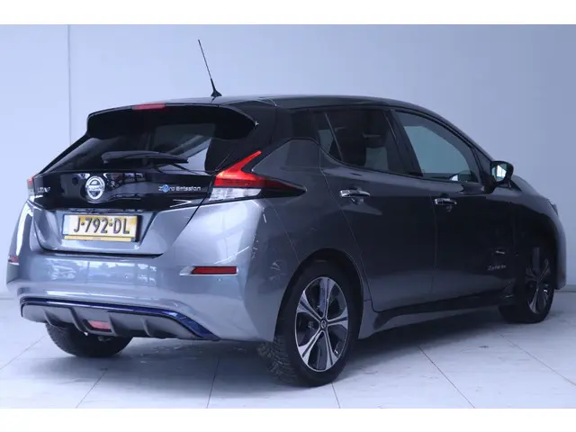 Nissan Leaf 2