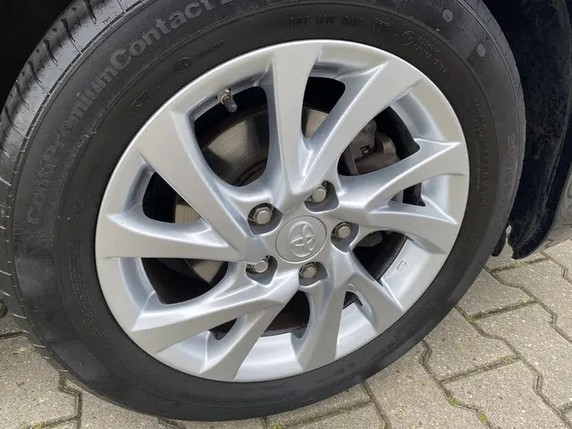 Toyota Auris 1.3 Aspiration 2016 Benzine 6