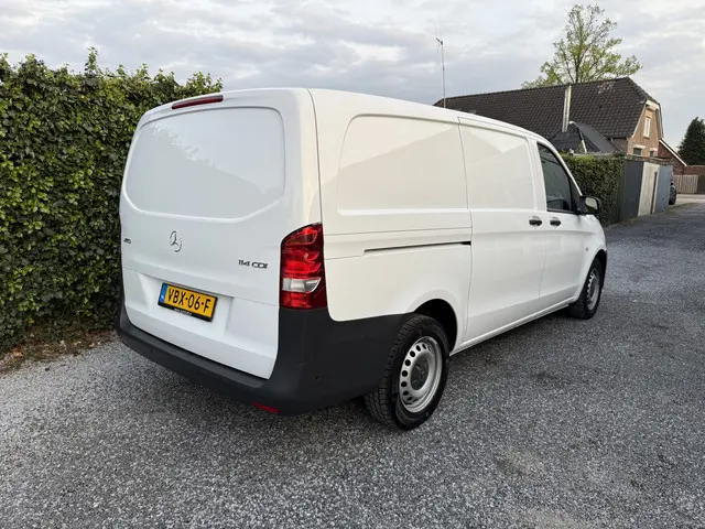 Mercedes-Benz Vito 114 CDI Lang 2019 Diesel 3