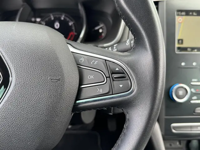 Renault Mégane Estate 1.3 TCE LIMITED 2020 Benzine 21