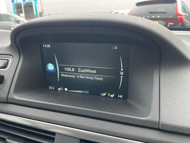 Volvo V70 2.0 D3 Polar 2017 Diesel 16