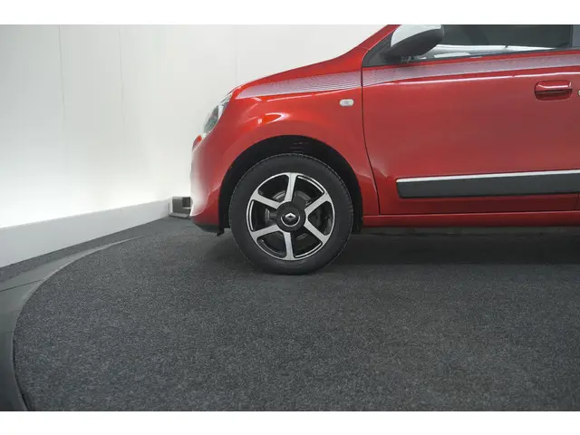 Renault Twingo SCe 70 Intens 2019 Benzine 18