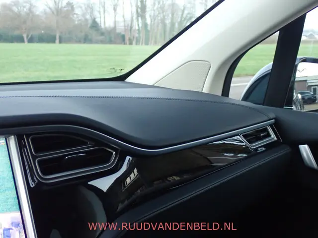 Tesla Model X 90D 6P 2016 Elektrisch 29