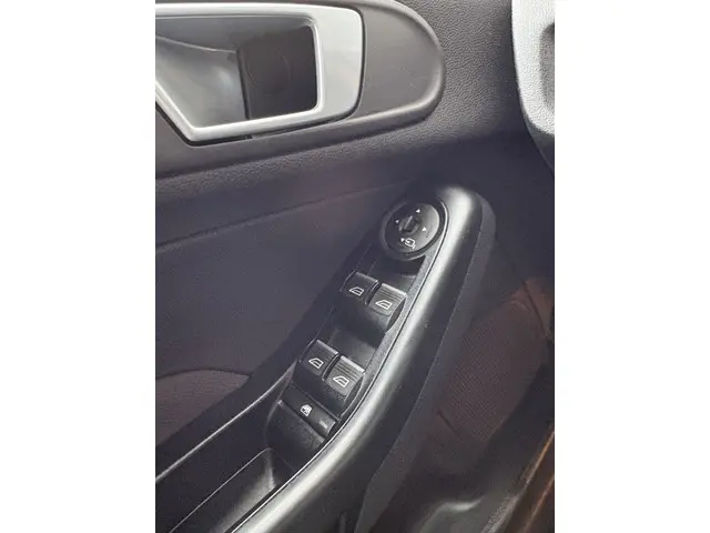 Ford Fiesta 1.0 EcoBoost Titanium 101 PK 2016 Benzine 14