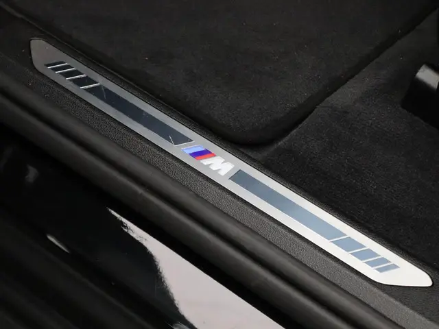 BMW XM PHEV 50e 2025 Hybride Benzine 14