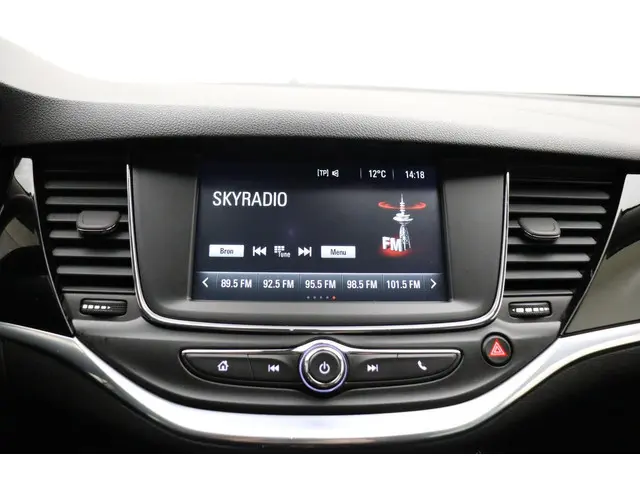 Opel Astra Sports Tourer 1.4 Innovation 2016 Benzine 24