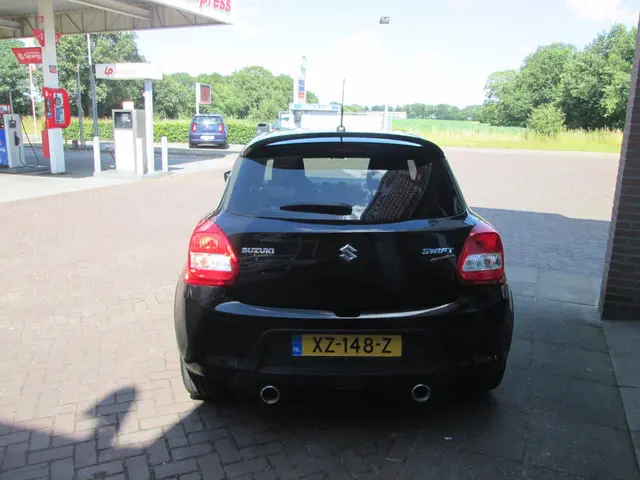 Suzuki Swift 1.2 Sportline 2019 Benzine 3