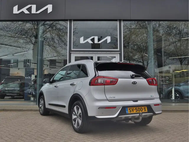 Kia Niro 1.6 GDi Hybrid Edition 2018 Hybride Benzine 3