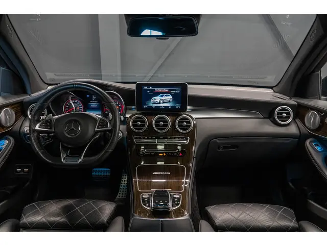 Mercedes-Benz GLC AMG 63 S 4MATIC+ 2018 Benzine 24