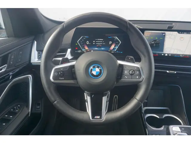 BMW X1 xDrive30e 2024 Hybride Benzine 13