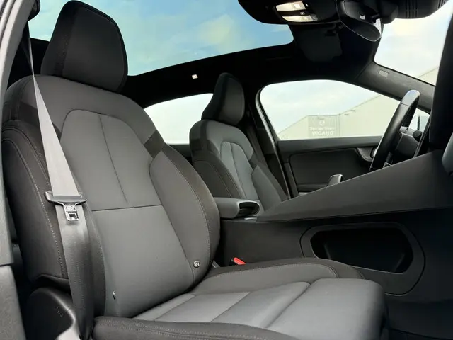 Polestar 2 Long Range Dual Motor AWD 2022 Elektrisch 13