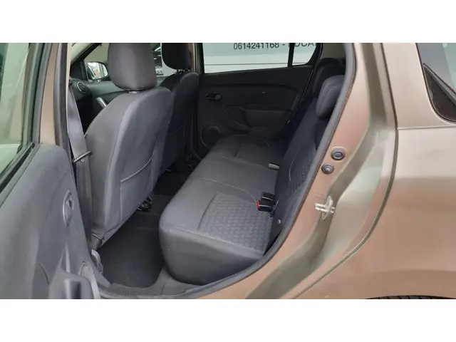 Dacia Logan MCV 0.9 TCe Prestige 2014 Benzine 10