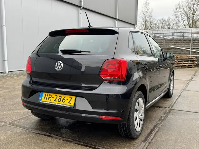 Volkswagen Polo 1.4 TDI Comfortline 2017 Diesel 4