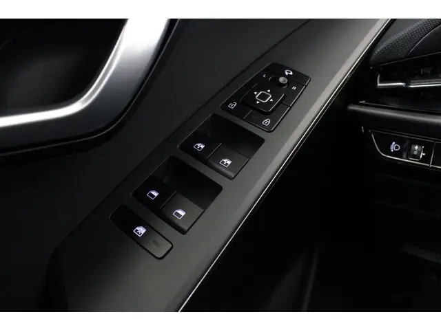 Kia Niro 1.6 GDi Hybrid DynamicLine 2022 Hybride Benzine 17