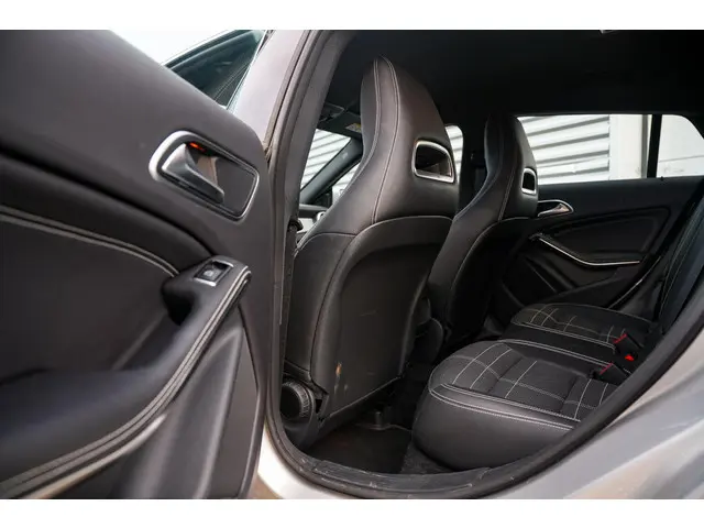 Mercedes-Benz CLA Shooting Brake 200 d 2016 Diesel 10