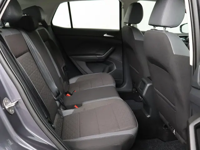 Volkswagen T-Cross 1.0 TSI Style 2022 Benzine 22