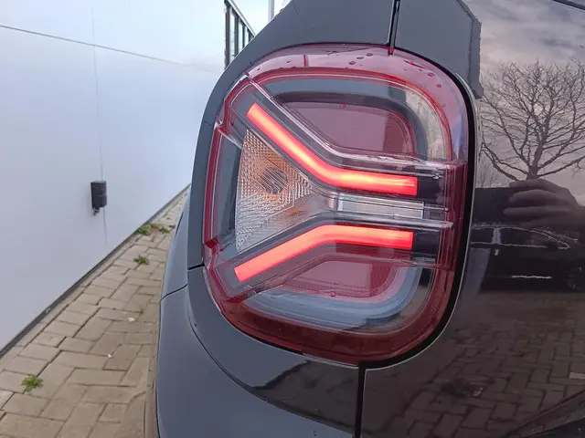 Dacia Duster 1.0 TCe 100 Bi-Fuel Prestige 2022 Benzine 26
