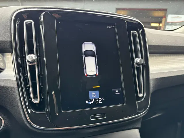 Volvo XC40 1.5 T3 Momentum 2019 Benzine 17