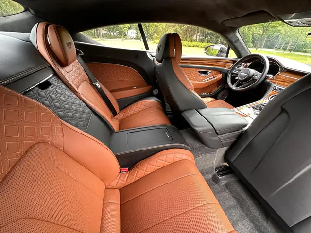 Bentley Continental GT 4.0 V8 Coupe 2020 Benzine 26