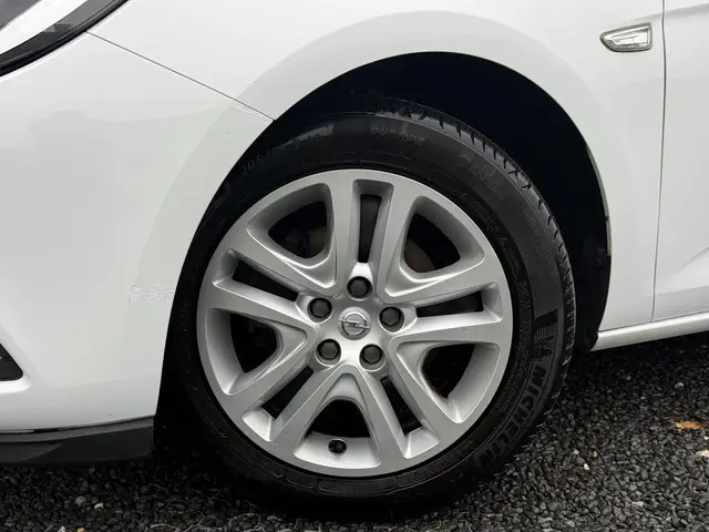 Opel Astra 1.0 Online Edition 2017 Benzine 25