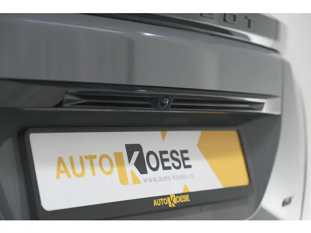 Peugeot 2008 PureTech 130 EAT8 GT 2024 Benzine 30