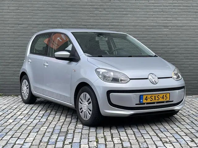 Volkswagen up! 1.0 MOVE UP! BLUEMOTION 2014 Benzine 10