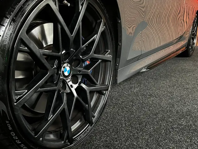 BMW 3 Serie 320i M-sport 2019 Benzine 41