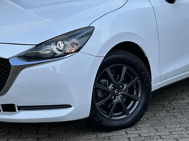 Mazda 2 1.5 Skyactiv-G Luxury 2023 Benzine 21