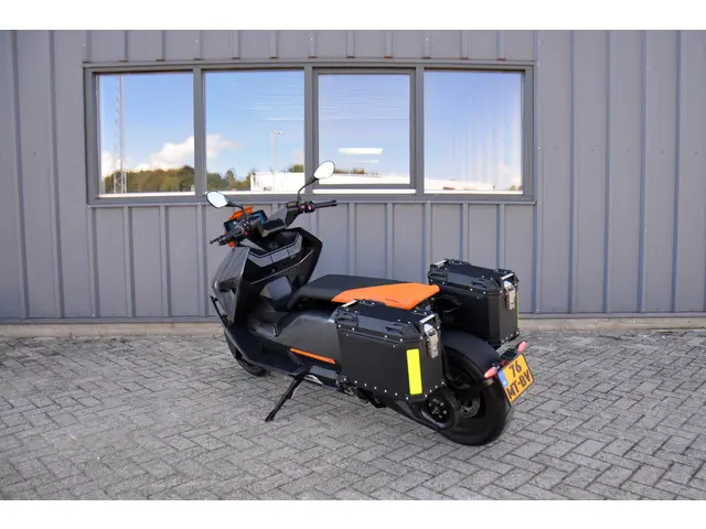 BMW CE 04 Scooter 2023 Elektrisch 4