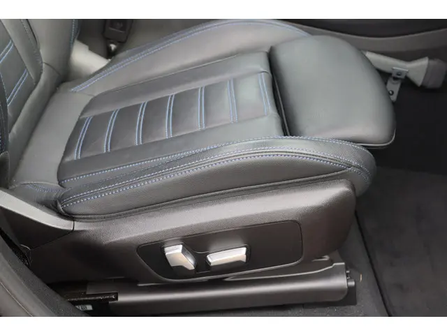 BMW X4 xDrive20i Business Edition Plus 2022 Benzine 17