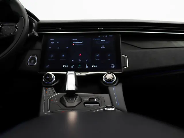 Lynk & Co 01 1.5 2023 Hybride Benzine 12