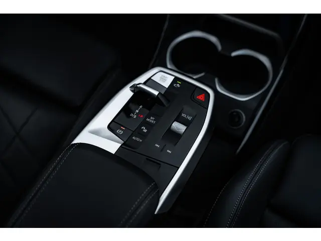 BMW X1 sDrive20i M Sport 2023 Hybride Benzine 18