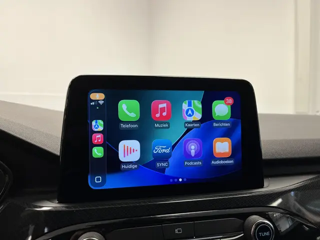 Ford Kuga 2.5 PHEV ST-Line 2024 Hybride Benzine 28