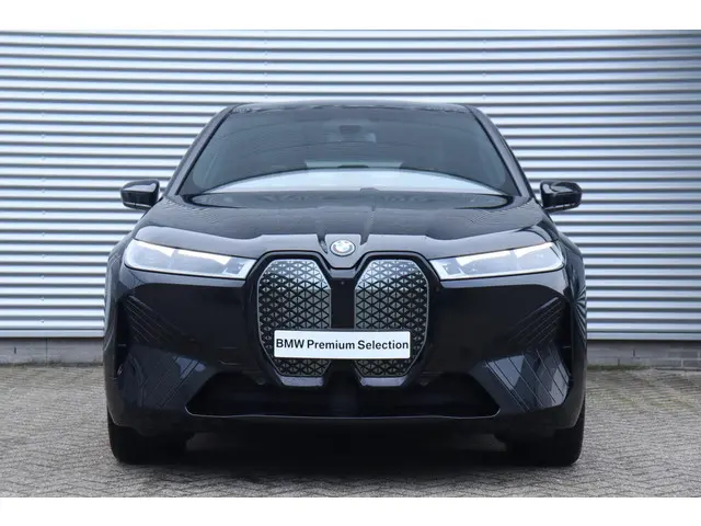 BMW iX xDrive40 2023 Elektrisch 3