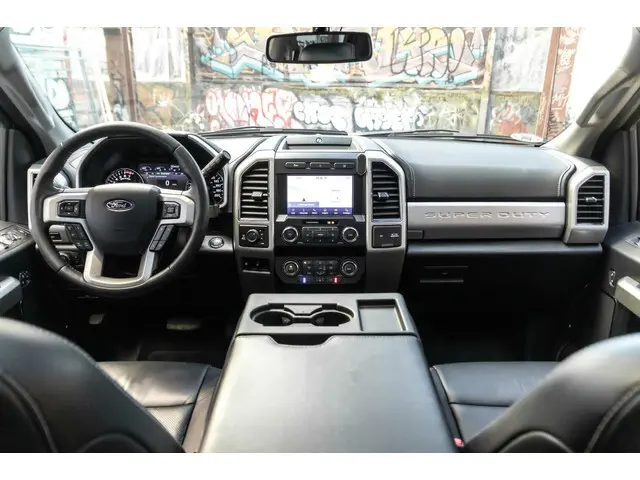 Ford F-250 USA Lariat 2021 Benzine 16