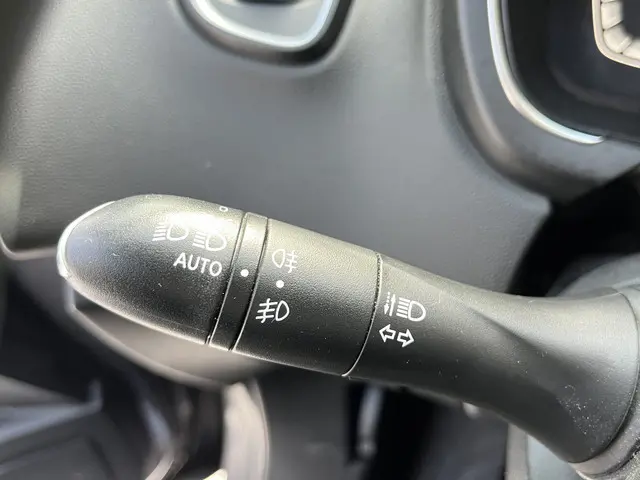 Renault Grand Scénic TCe 116 Zen 2017 Benzine 23