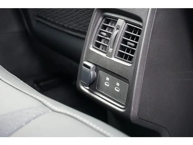 Mitsubishi ASX 1.8 HEV AT Instyle 2025 Hybride Benzine 39