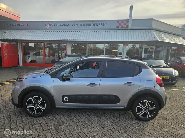 Citroën C3 1.2 PureTech Business 2020 Benzine 2
