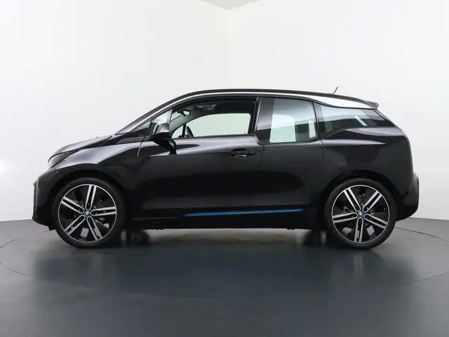 BMW i3 Executive Edition 120Ah 42 kWh 2020 Elektrisch 4