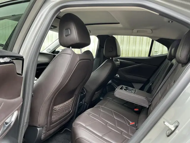 DS DS 4 E-Tense La Première 2022 Hybride Benzine 27