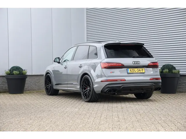 Audi Q7 55 TFSI e quattro S-Line 2022 Hybride Benzine 3