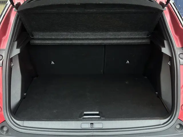 Peugeot 2008 1.2T 130pk Automaat Allure 2024 Benzine 9